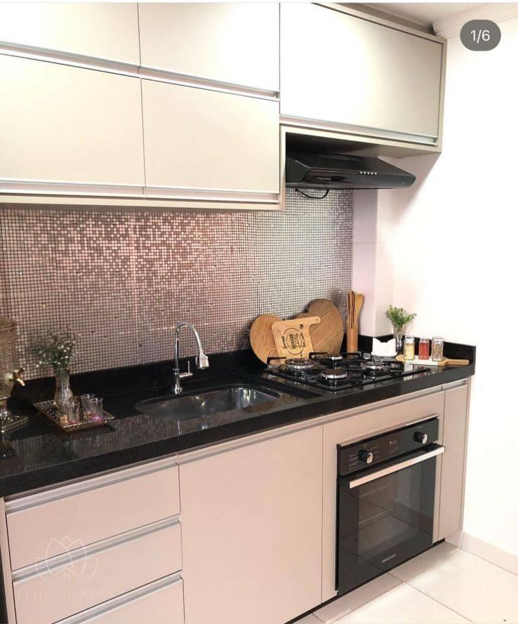 Sobrado em condomínio com 2 quartos, 67m², à venda em Sorocaba, Caguassu - Leide Mendes Negócios Imobiliários