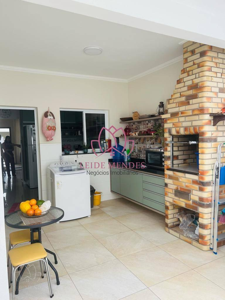 Casa de condomínio com 3 quartos, 107m², à venda em Sorocaba - Leide Mendes Negócios Imobiliários