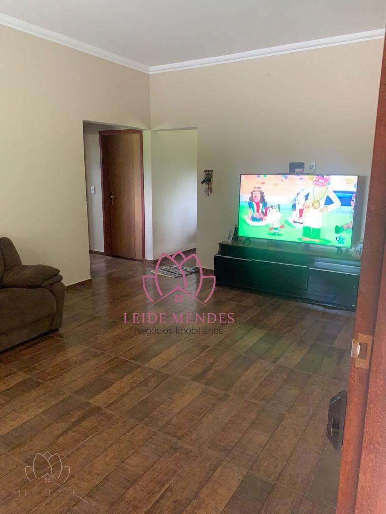 Chácara com 3 quartos, 300m², à venda - Leide Mendes Negócios Imobiliários