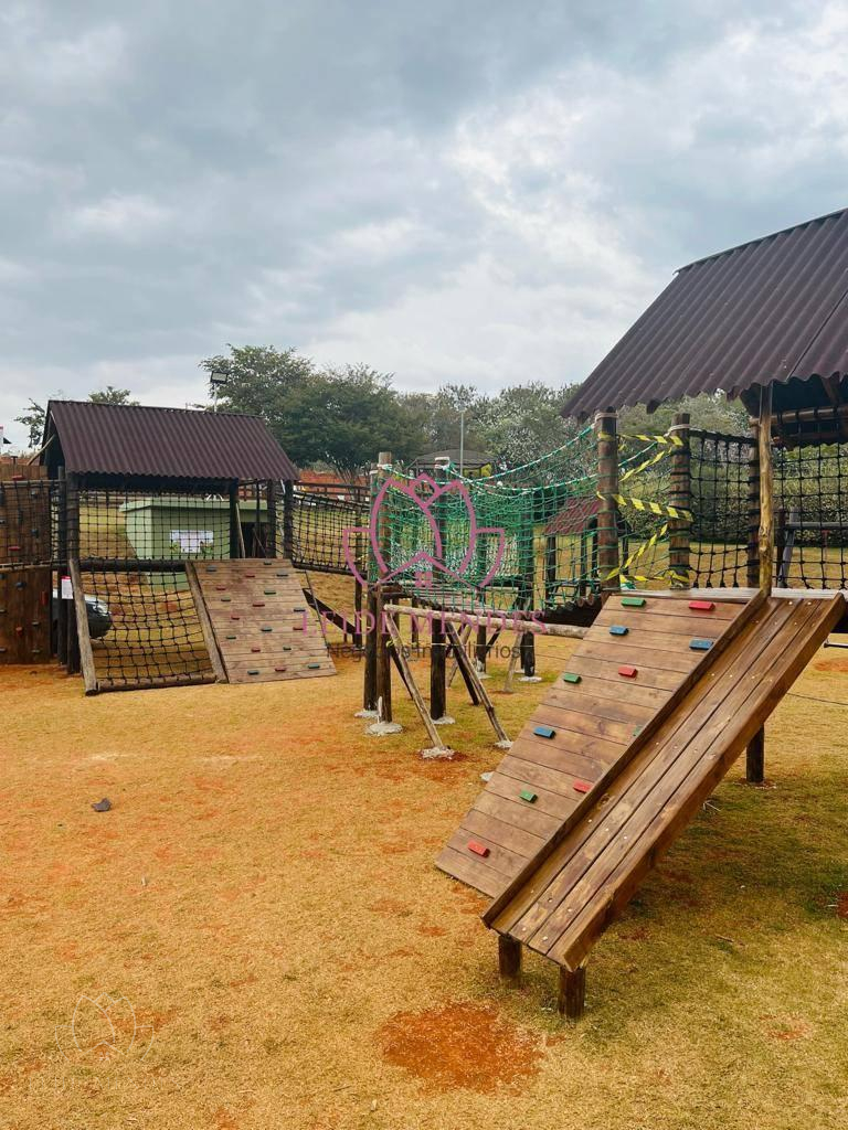 Terreno em Condomínio, 200m², à venda - Leide Mendes Negócios Imobiliários